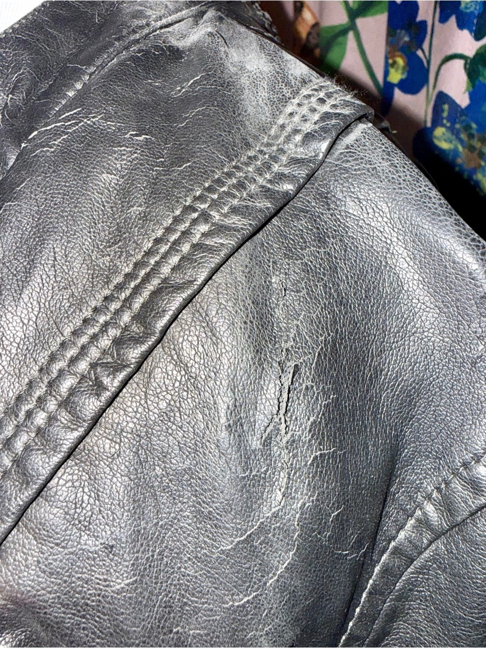 Express Black Leather Jacket – Size Large - Picture 7 of 9